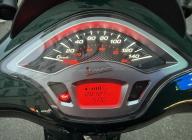 VESPA SPRINT 125 CC ABS RACING SIXTIES GARANTIE 6 MOIS VERT BRILLANT BON ETAT CRIT'AIR 1 ( VIOLET ) 