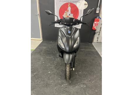 PIAGGIO 1 ACTIVE GARANTIE 60 MOIS NOIR MAT TRES BON ETAT CRIT'AIR VERT ( ELECTRIQUE )