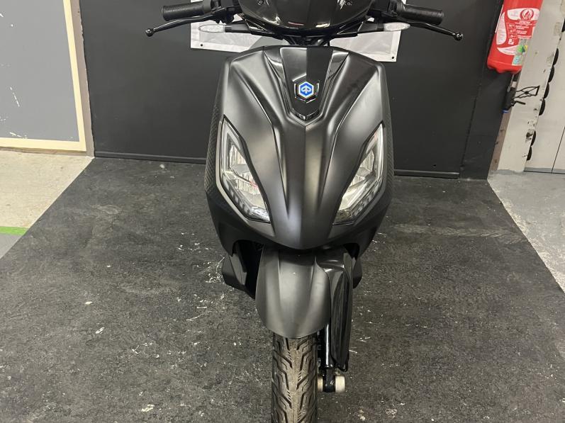 PIAGGIO 1 ACTIVE GARANTIE 60 MOIS NOIR MAT TRES BON ETAT CRIT'AIR VERT ( ELECTRIQUE )