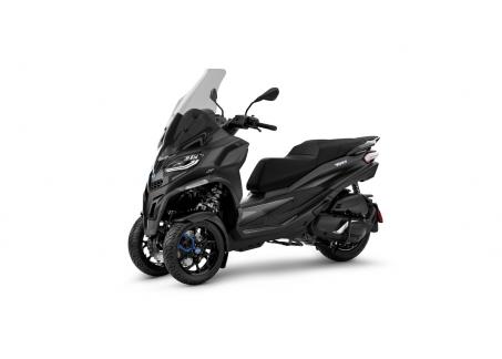 VENTE FLASH - PIAGGIO MP3 400 HPE 2025 E5+ GARANTIE 60 MOIS LIVRAISON DANS TOUTE LA FRANCE