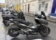 HONDA NSS FORZA 750 CC ABS GARANTIE 12 MOIS GRIS BRILLANT BON ETAT CRIT'AIR 1 ( VIOLET ) 