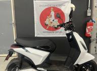 PIAGGIO 1 Electrique GARANTIE 24 MOIS BLANC BRILLANT BON ETAT CRIT'AIR VERT ( ELECTRIQUE )