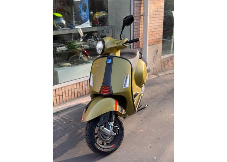 VESPA GTS 125 SUPER SPORT - Série Jaune Mat • 200 km • Garantie 5 ans • Livraison France