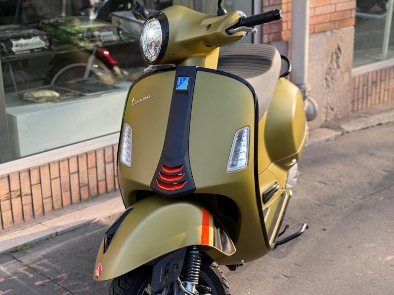 VESPA GTS 125 SUPER SPORT - Série Jaune Mat • 200 km • Garantie 5 ans • Livraison France