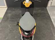 PIAGGIO 1 ACTIVE GARANTIE 60 MOIS GRIS/JAUNE TRES BON ETAT CRIT'AIR VERT ( ELECTRIQUE )