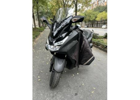 HONDA NSS FORZA 125 29500 KM GARANTIE 3 MOIS LIVRAISON POSSIBLE DANS TOUTE LA FRANCE 