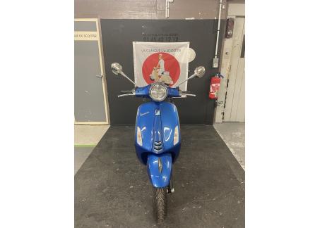 PIAGGIO PRIMAVERA 50 GARANTIE 60 MOIS BLEU VIVACE TRES BON ETAT CRIT'AIR 1 ( VIOLET )