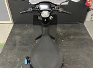 PIAGGIO 1 Electrique GARANTIE 24 MOIS GRIS MAT BON ETAT CRIT'AIR VERT ( ELECTRIQUE )