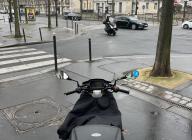 PIAGGIO ONE 1 ACTIVE ELECTRIQUE GARANTIE 48 MOIS GRIS MAT ET JAUNE TRES BON ETAT CRIT'AIR VERT ( ELECTRIQUE ) 