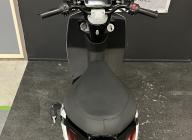 PIAGGIO 1 Electrique GARANTIE 24 MOIS BLANC BRILLANT BON ETAT CRIT'AIR VERT ( ELECTRIQUE )
