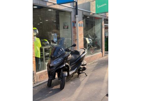 VENTE FLASH - PIAGGIO MP3 530 DEMO HPE EXCLUSIVE GARANTIE 5 ANS LIVRAISON POSSIBLE