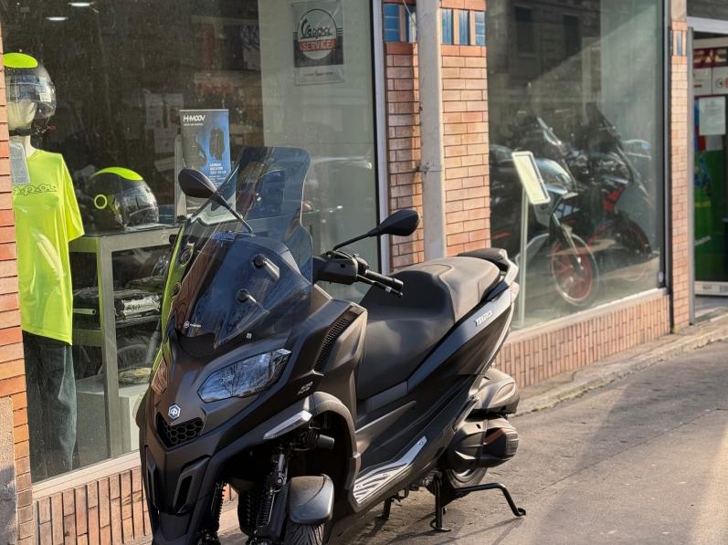 VENTE FLASH - PIAGGIO MP3 530 DEMO HPE EXCLUSIVE GARANTIE 5 ANS LIVRAISON POSSIBLE